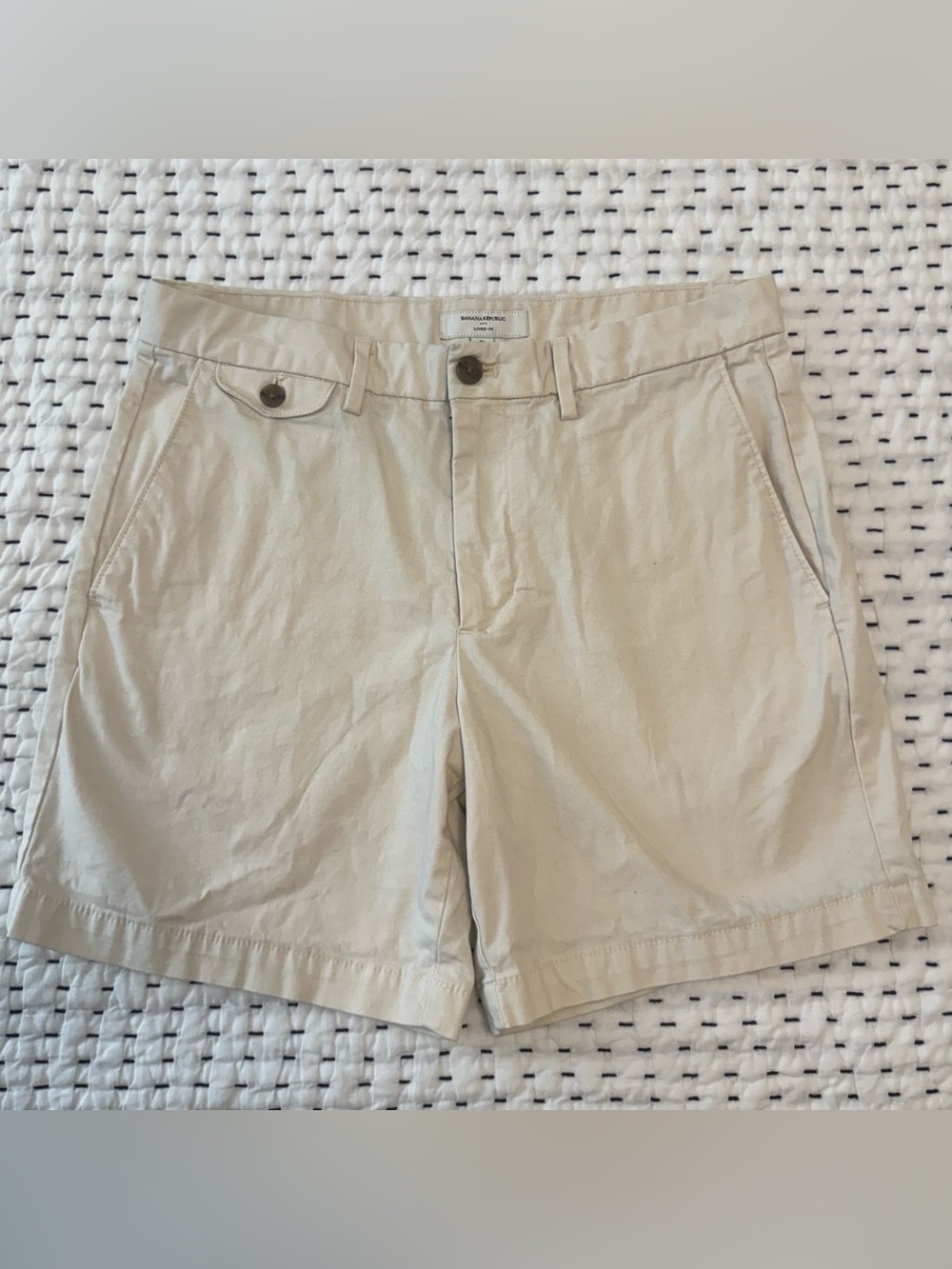 Banana Republic Light Cream Cotton Chino Shorts